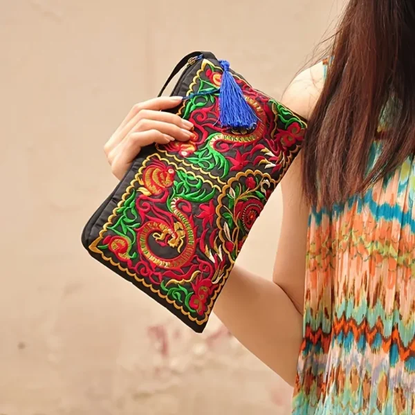 Retro Style Square Purse, Ethnic Style Phone Clutches, Floral Embroidery Handbag With Wristlet - For Women - Perfect for Casual Outings, Parties & Festivals - Ideal Gift for Fashionable Ladies