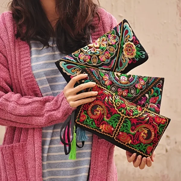 Retro Style Square Purse, Ethnic Style Phone Clutches, Floral Embroidery Handbag With Wristlet - For Women - Perfect for Casual Outings, Parties & Festivals - Ideal Gift for Fashionable Ladies