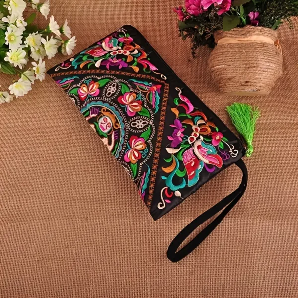 Retro Style Square Purse, Ethnic Style Phone Clutches, Floral Embroidery Handbag With Wristlet - For Women - Perfect for Casual Outings, Parties & Festivals - Ideal Gift for Fashionable Ladies