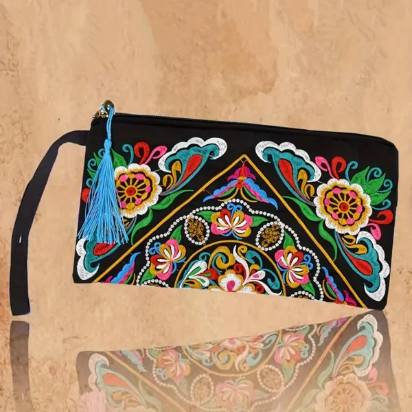 Retro Style Square Purse, Ethnic Style Phone Clutches, Floral Embroidery Handbag With Wristlet - For Women - Perfect for Casual Outings, Parties & Festivals - Ideal Gift for Fashionable Ladies